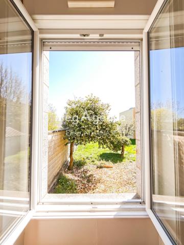 Appartement à FOUGERES, 35300 - 3 pièces 82m²