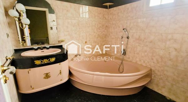 Maison 154 m² avec 5 chambres + piscine + garage