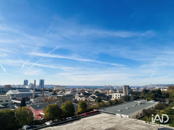 Location appartement 3 pièces 53 m² Marseille 14