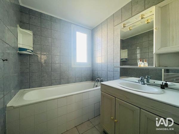 Location appartement 3 pièces 53 m² Marseille 14