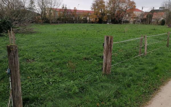 Terrain à vendre    Prahecq