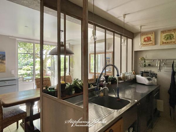 Mallemort (13370) Mas de caractère sur une belle parcelle arborée de 10.000m²