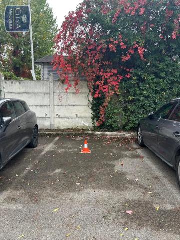 Parking à vendre