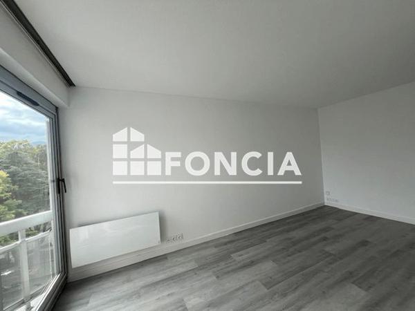 Location Studio 27.92 m² - 34 & 36, AVENUE VERDUN Meylan 38240