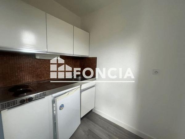 Location Studio 27.92 m² - 34 & 36, AVENUE VERDUN Meylan 38240