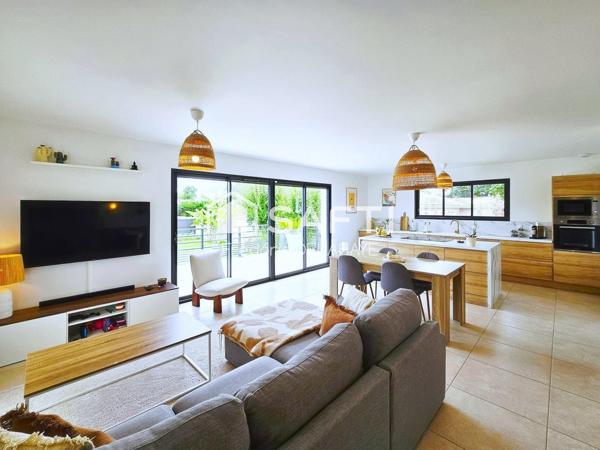 Pavillon 90m² - 3 Chambres.