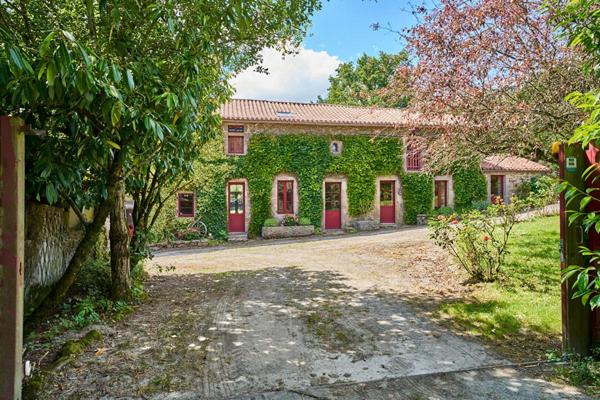 Maison de maître secteur Les Herbiers 8 pièces 208 m2