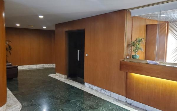 Stationnement à vendre    12 m2 Nice