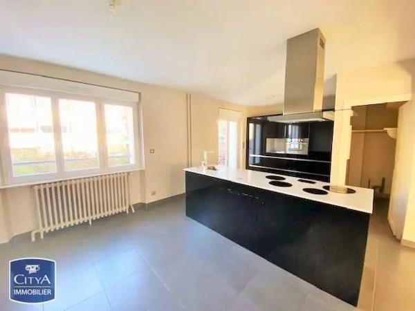 Maison à louer 5 pièces 130.81m²