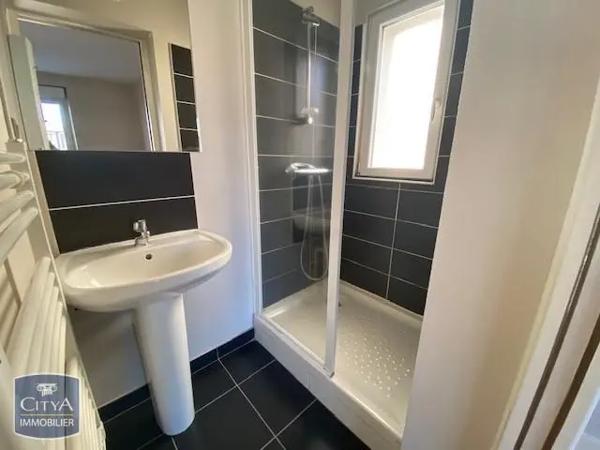 Maison à louer 5 pièces 130.81m²