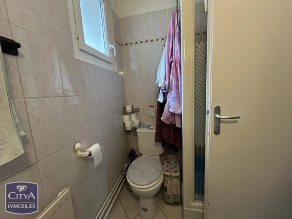 Immeuble à vendre 176.71m²