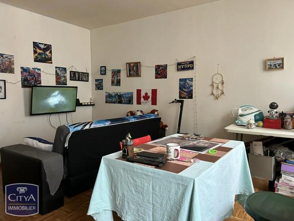 Immeuble à vendre 176.71m²