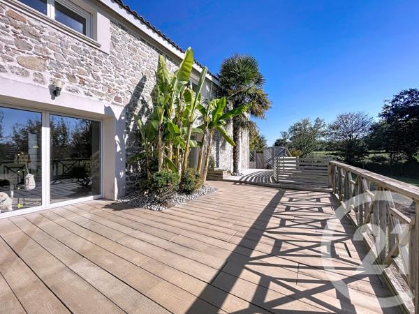 Maison à vendre  6 pièces - 175 m2 VEZINS - 49