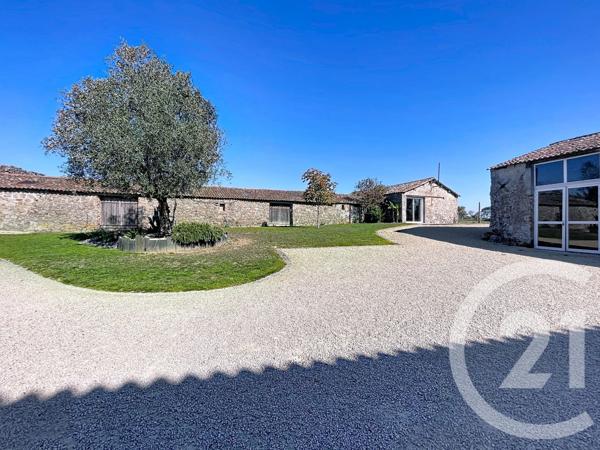 Maison à vendre  6 pièces - 175 m2 VEZINS - 49