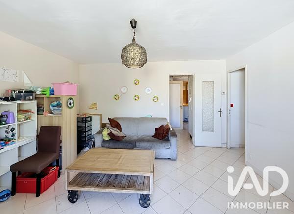 Appartement à vendre 3 pièces 65 m² Marseille 11