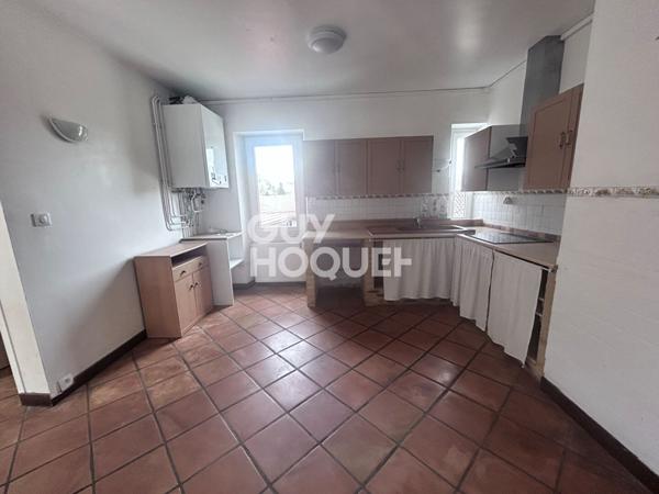 APPARTEMENT T5 DE 143 M² HAB A BARRAUX