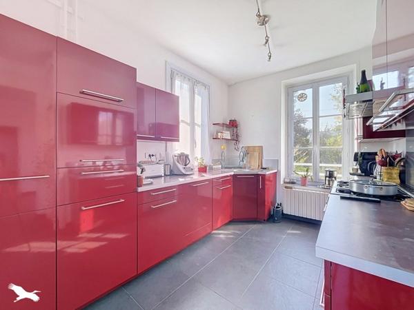 Maison à vendre 460 000 € Beynes 5 p 129 m² DPE D