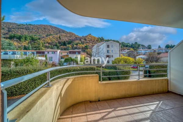 Parking + appartement