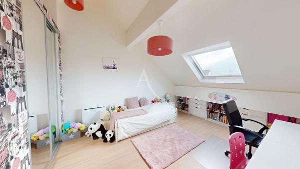 Maison contemporaine de 180m² - 7 pièces - Annet-sur-Marne (proche Claye-Souilly)