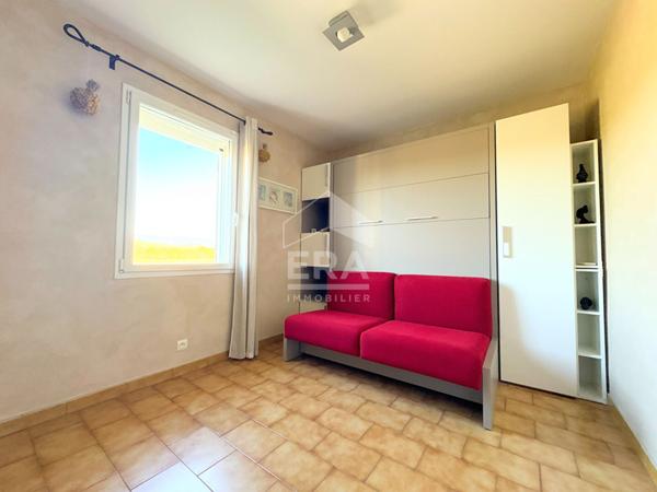A VENDRE EXCLUSIVITE 84120 PERTUIS MAISON PLAIN PIED TYPE 3 PIECES D'ENVIRON 81M² AVEC GARAGE, PISCINE, SPA CANADIEN ET JARDIN