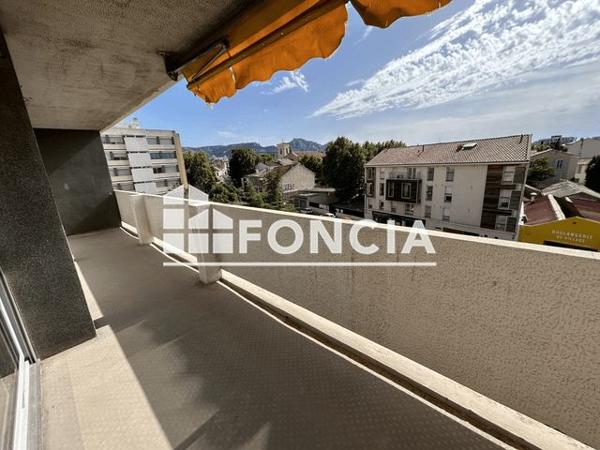 Location Appartement 4 pièces 93.8 m² - 27 AVENUE GUY DE MAUPASSANT Marseille 13008