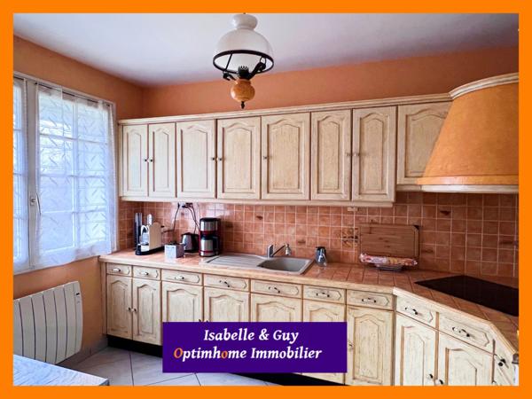 LA LOUPE, COMMERCES ECOLES SUR PLACE, 10 min à PIED DE LA GARE,