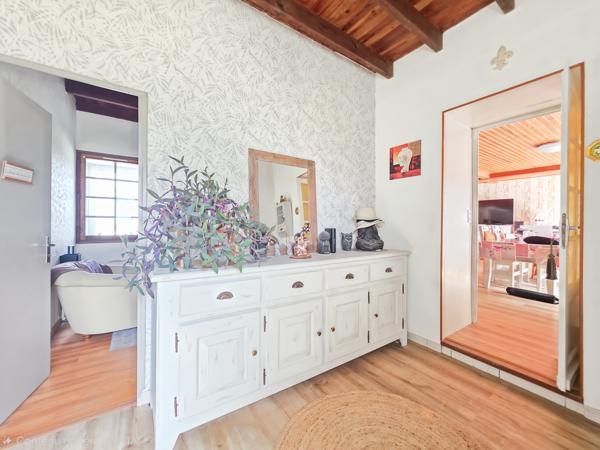 Maison
         6 pièces
        - 130 m²
