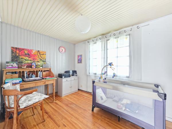 Maison
         6 pièces
        - 130 m²