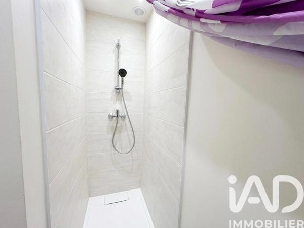 Immeuble à vendre 715 m² Charols