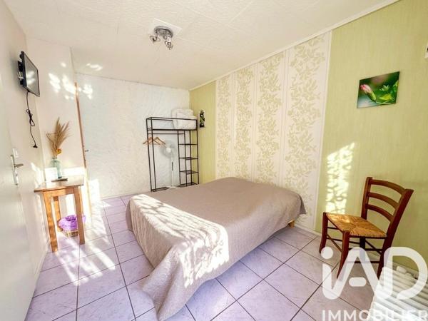 Immeuble à vendre 715 m² Charols