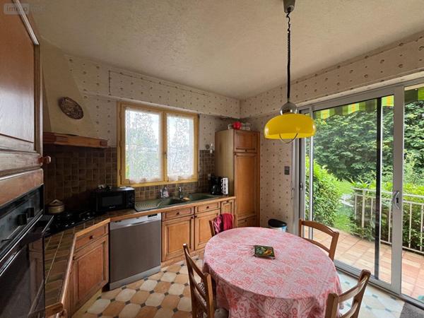 Maison à vendre à Figeac dans le Lot (46100), ref : VM4561