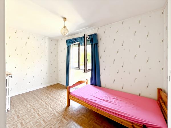Bièvres (91570) Maison familiale avec jardin - garage - Fort potentiel