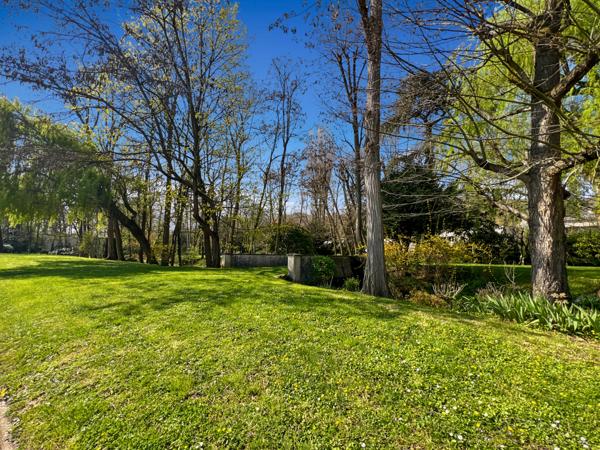 Bièvres (91570) Maison familiale avec jardin - garage - Fort potentiel