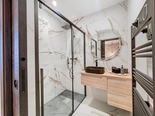 DIJON (21) Hypercentre T2 rénové meublé