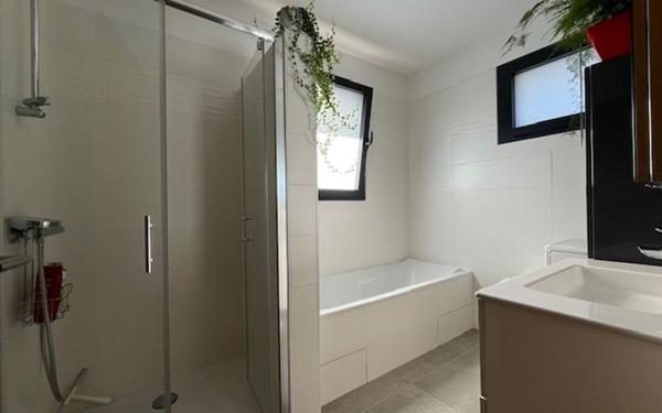 Maison à vendre    4 pièces • 104,27 m2 Villiers-sur-Marne