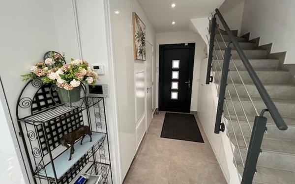 Maison à vendre    4 pièces • 104,27 m2 Villiers-sur-Marne