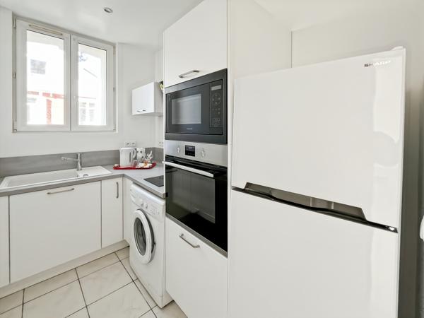 Appartement
         2 pièces
        - 43 m²