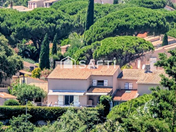 Villa décorée avec goût au sein d'un lotissement situé à la Tour de Mare, aucun travaux à prévoir, garage, vue dégagée