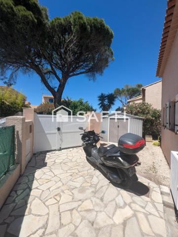 Villa décorée avec goût au sein d'un lotissement situé à la Tour de Mare, aucun travaux à prévoir, garage, vue dégagée