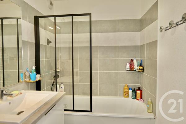 Appartement F3 à vendre  3 pièces - 71 m2 CASTELNAU LE LEZ - 34