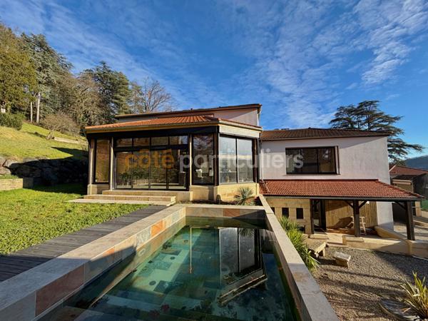 Vente Maison255 m² - 6 Pièces - LA FOUILLOUSE (42480)