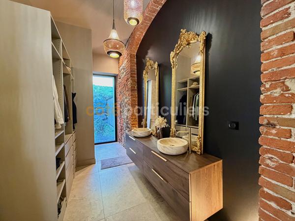 Vente Maison255 m² - 6 Pièces - LA FOUILLOUSE (42480)