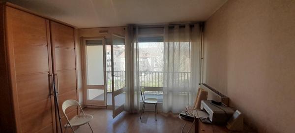 appartement type 1 avec balcon