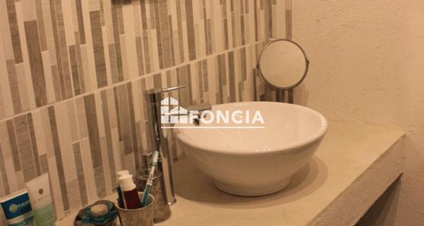 À vendre Local commercial 27 m² - Cogolin 83310