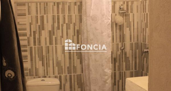 À vendre Local commercial 27 m² - Cogolin 83310