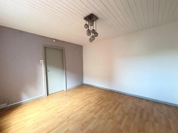 Appartement à louer 2 pièces 37.98m² Seloncourt (25230)