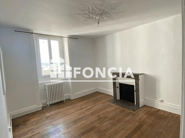 Location Appartement 4 pièces 99.6 m² - 4 RUE SOUFFLOT Limoges 87000