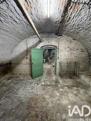 Maison à vendre 10 pièces 220 m² Cambrai