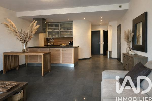 Appartement à vendre 3 pièces 73 m² Saint-Cyr-sur-Mer