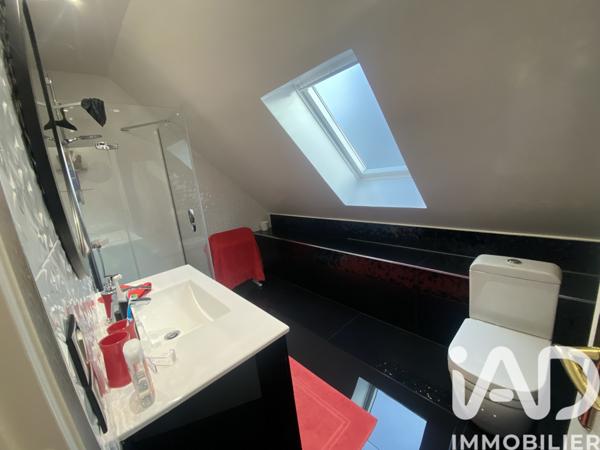 Maison à vendre 7 pièces 242 m² Vieux-Moulin